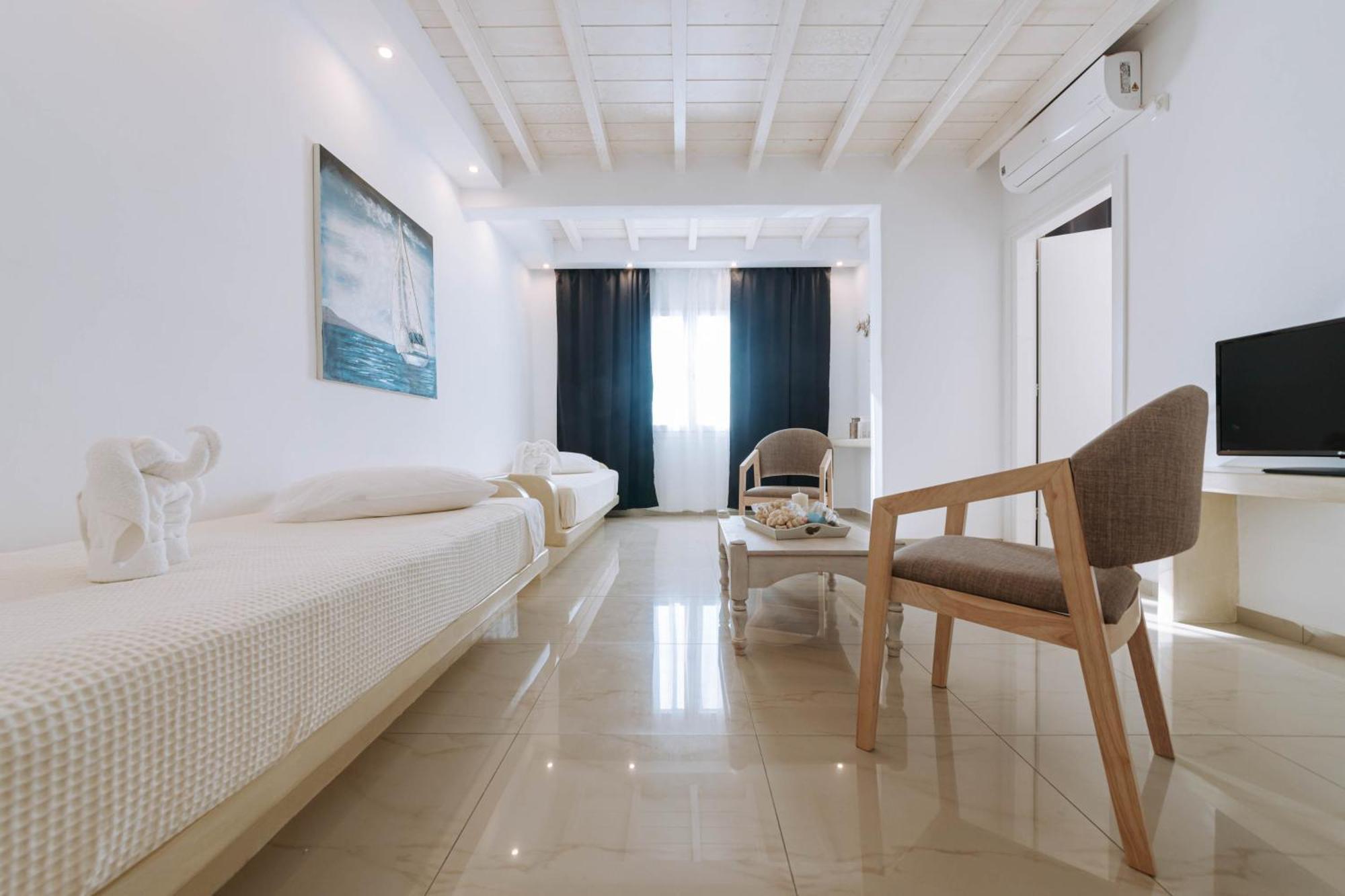 Naxian Emerald Hotel อาโยส โพรโกปิออส ภายนอก รูปภาพ