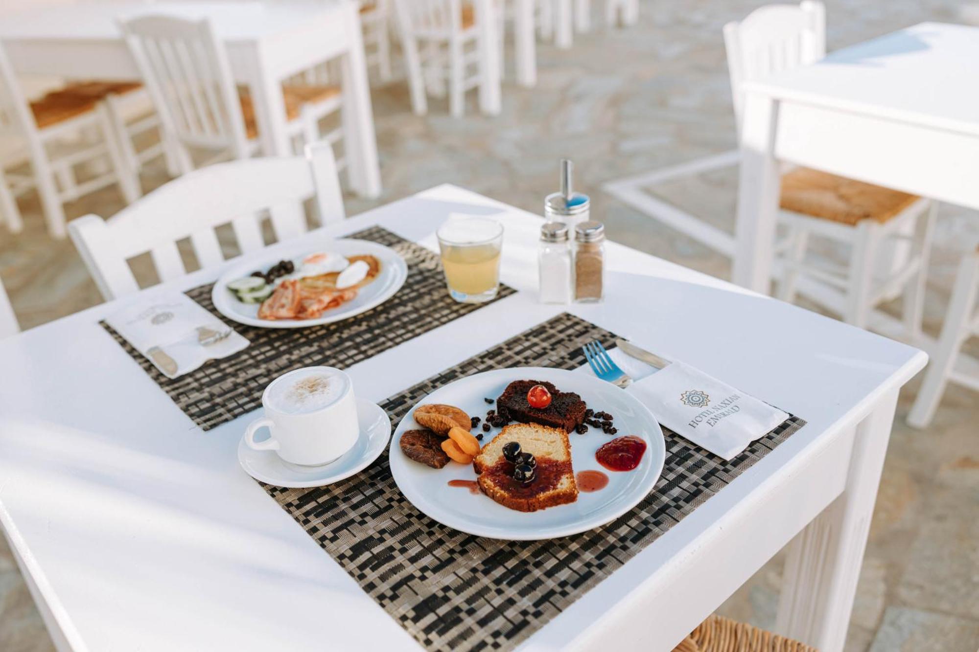 Naxian Emerald Hotel อาโยส โพรโกปิออส ภายนอก รูปภาพ